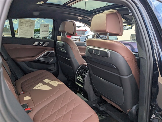 2025 Bmw X6 M60i xDr photo 9
