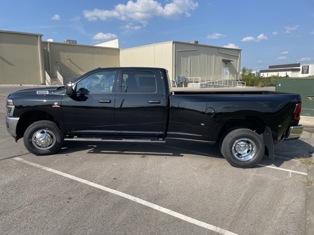 2026 Ram 3500 Tradesman photo 7