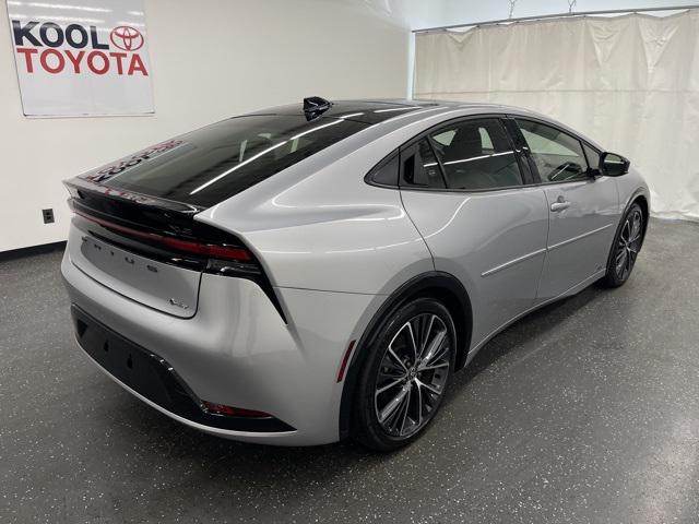 2024 Toyota Prius XLE photo 2