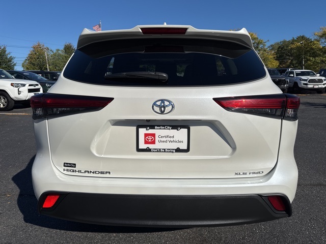2020 Toyota Highlander XLE photo 4
