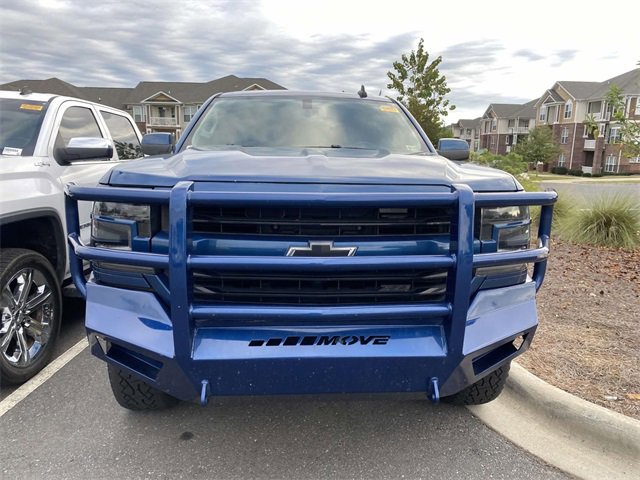 2018 Chevrolet Silverado 1500 LT photo 3