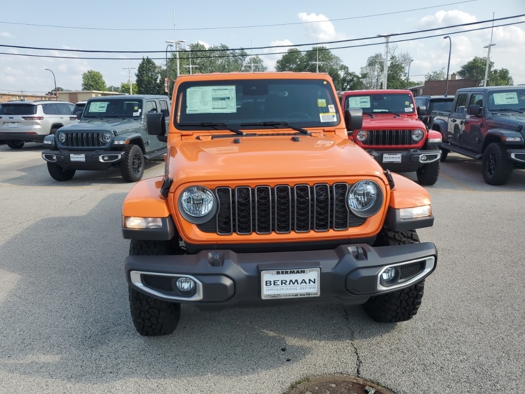2025 Jeep Gladiator Sport photo 2