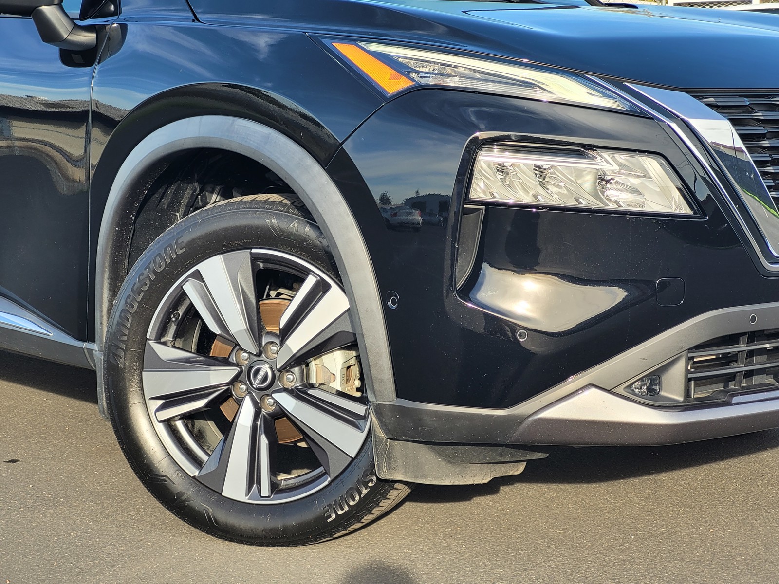 2022 Nissan Rogue SL photo 3