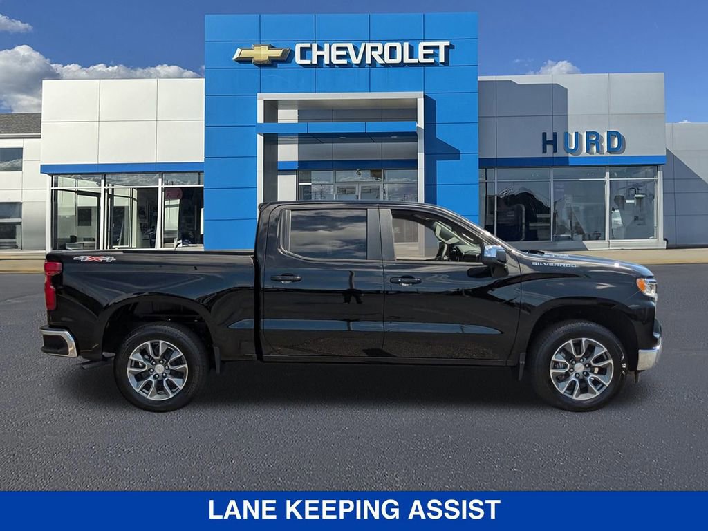 2025 Chevrolet Silverado 1500 LT photo 2
