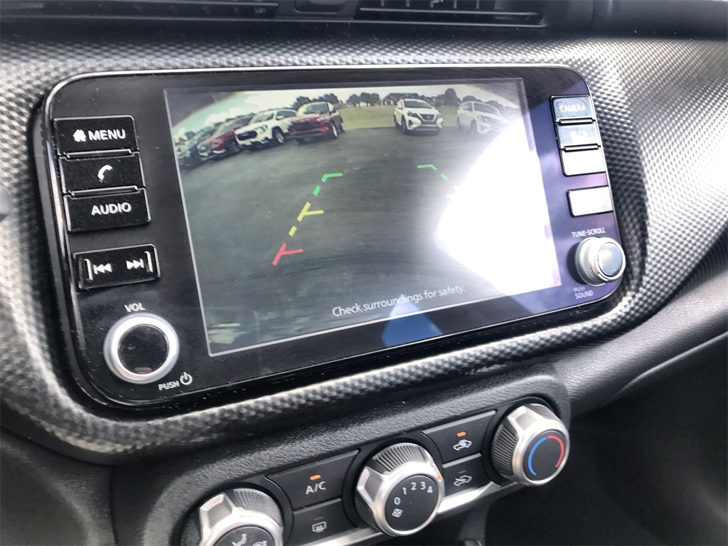 2024 Nissan Kicks SV photo 16