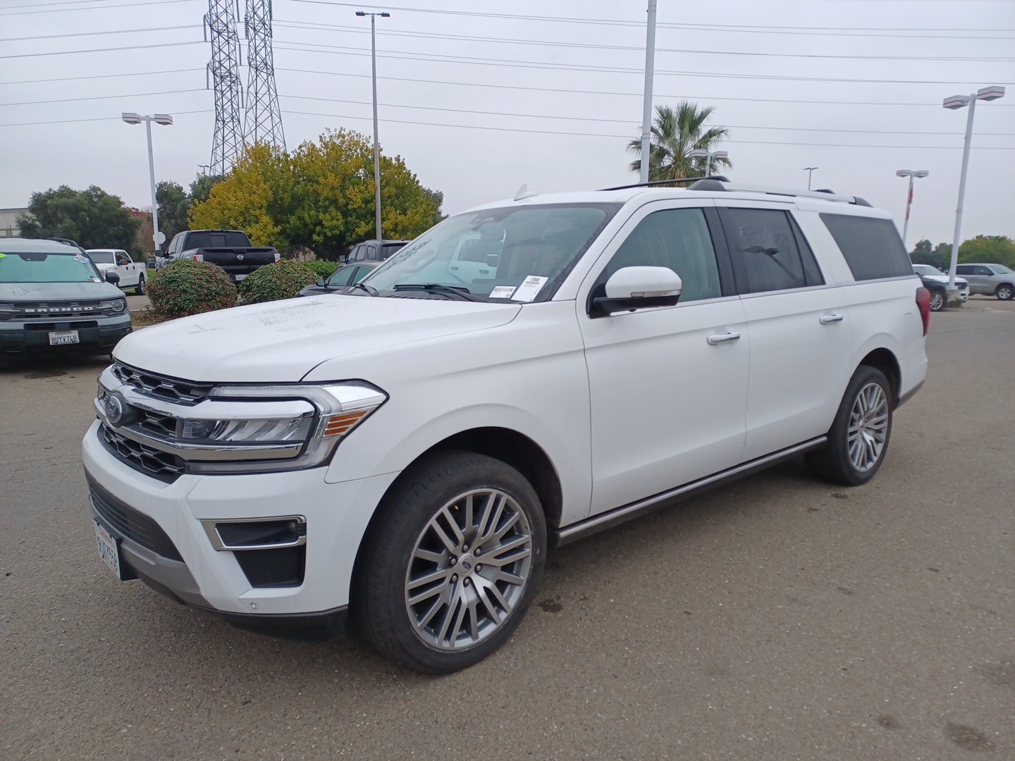 2024 Ford Expedition Limited's photo