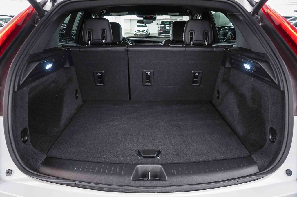 2023 Cadillac XT4 Luxury photo 22