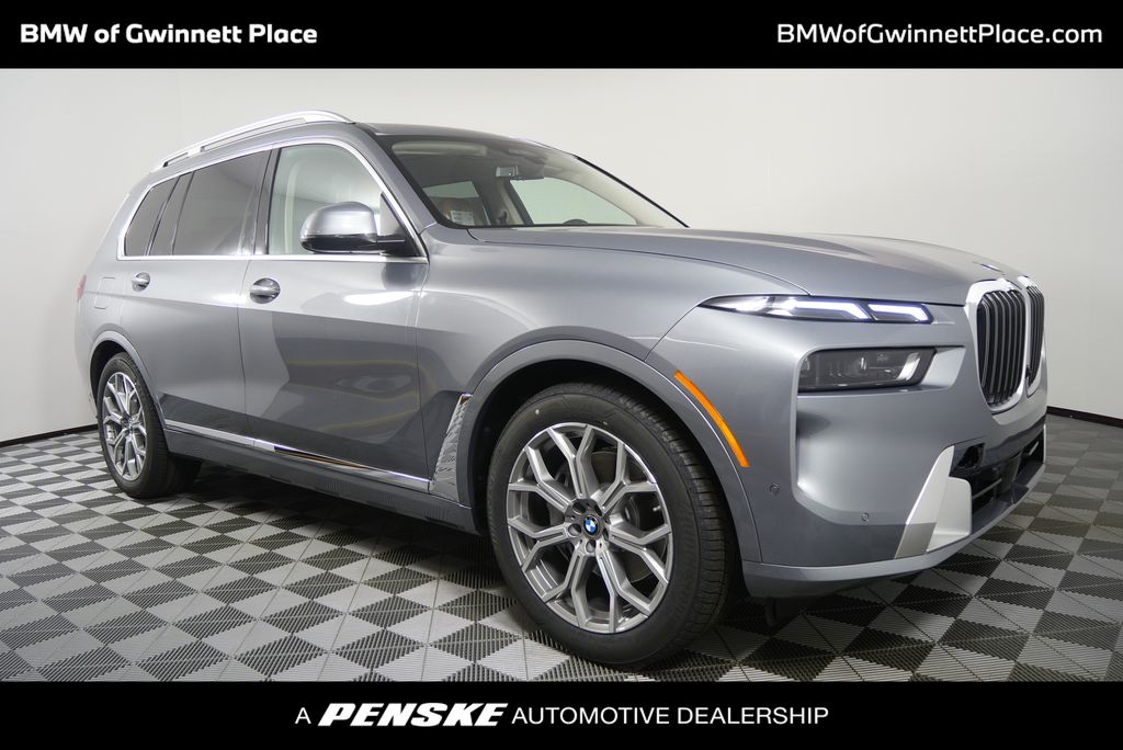 2026 BMW X7 40i's photo