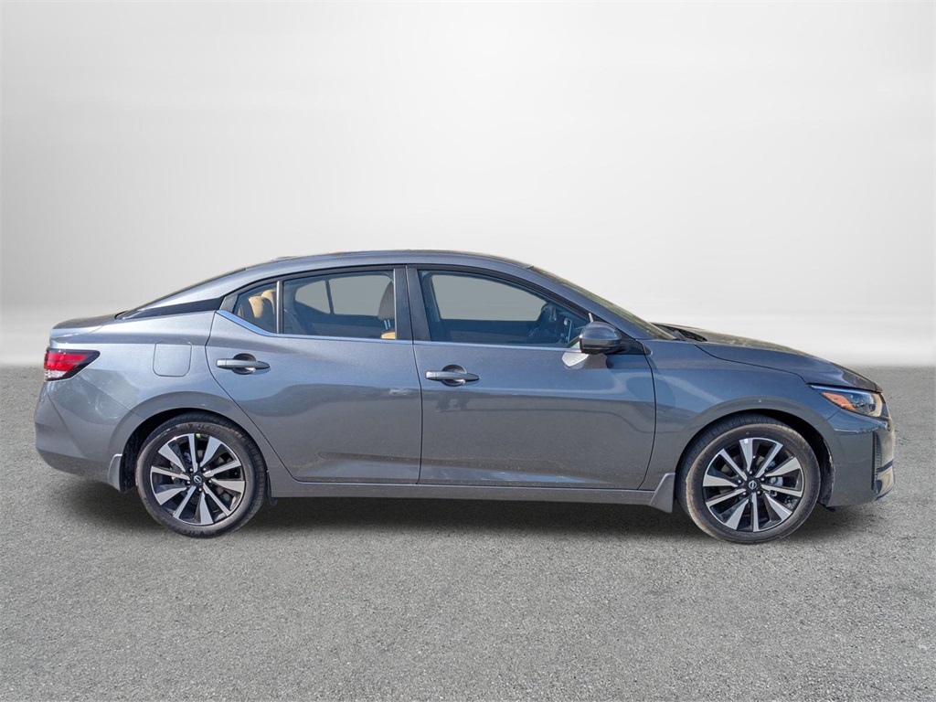 2025 Nissan Sentra SV photo 2