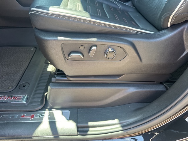 2024 Gmc Sierra 1500 AT4X photo 12