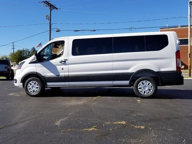 2025 Ford Transit photo 4