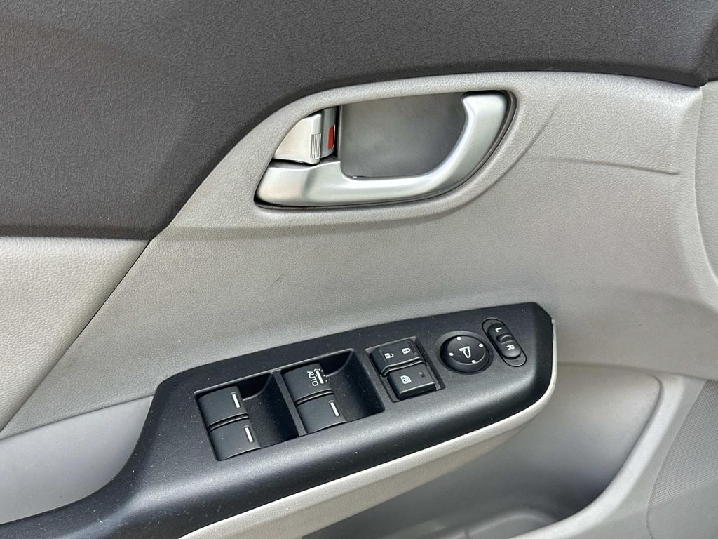 2012 Honda Civic EX-L photo 33