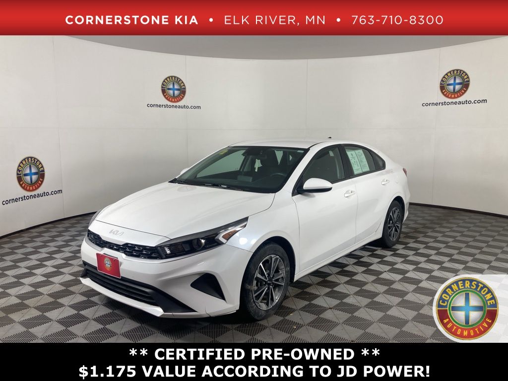 2024 Kia Forte LXS's photo
