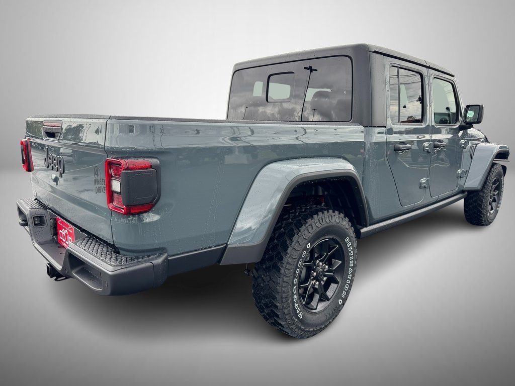 2025 Jeep Gladiator Willys photo 3