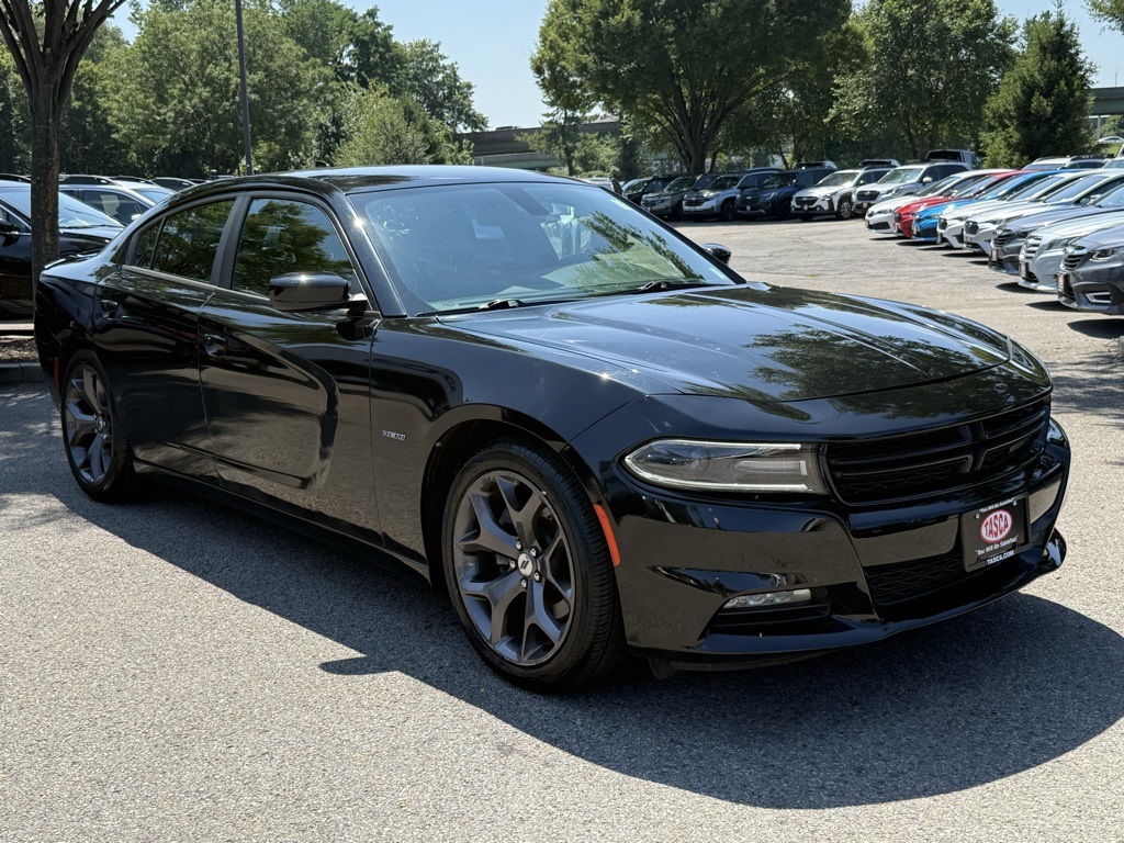 2018 Dodge Charger R/T photo 3