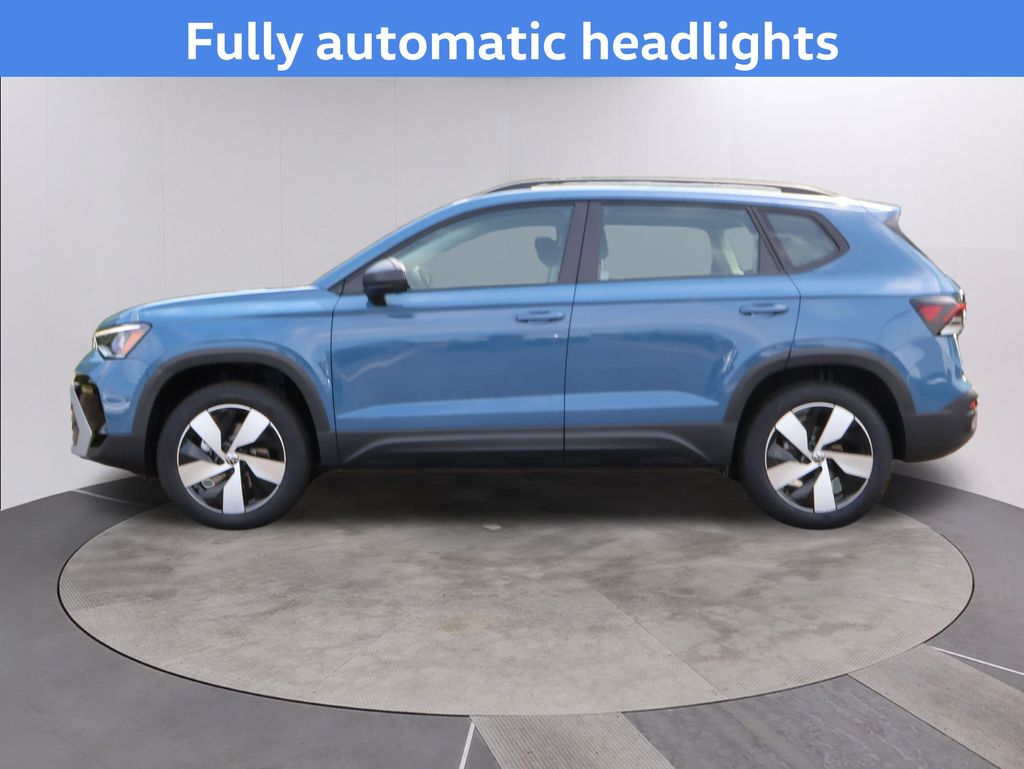 2025 Volkswagen Taos S photo 3
