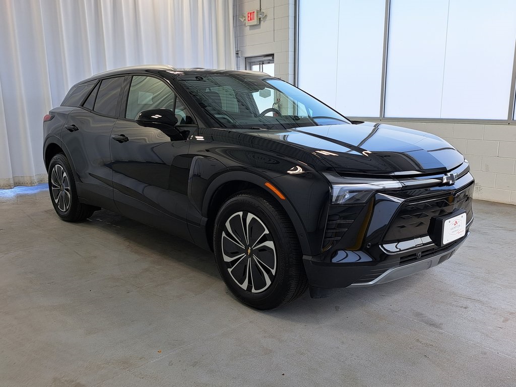 2025 Chevrolet Blazer EV photo 4