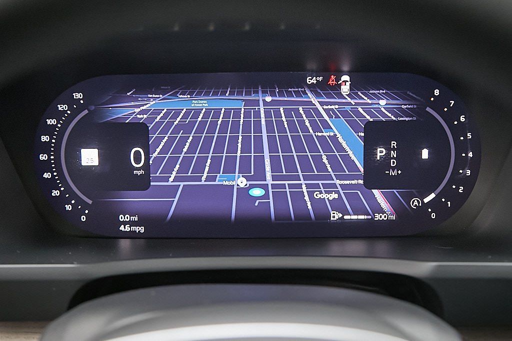 2026 VOLVO XC90 - Image 13