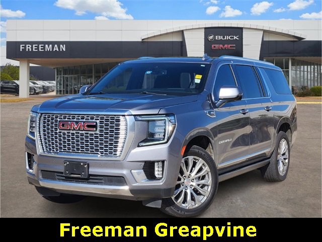 2022 GMC Yukon XL Denali's photo