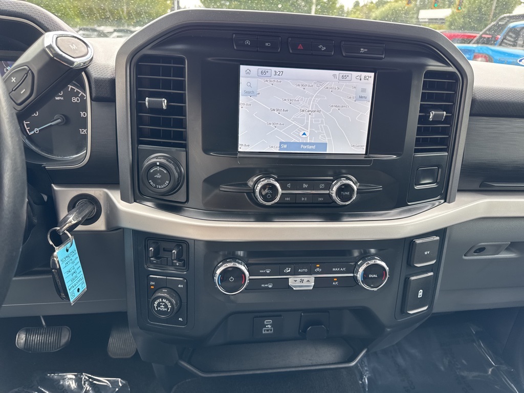 2022 Ford F-150 XLT photo 22