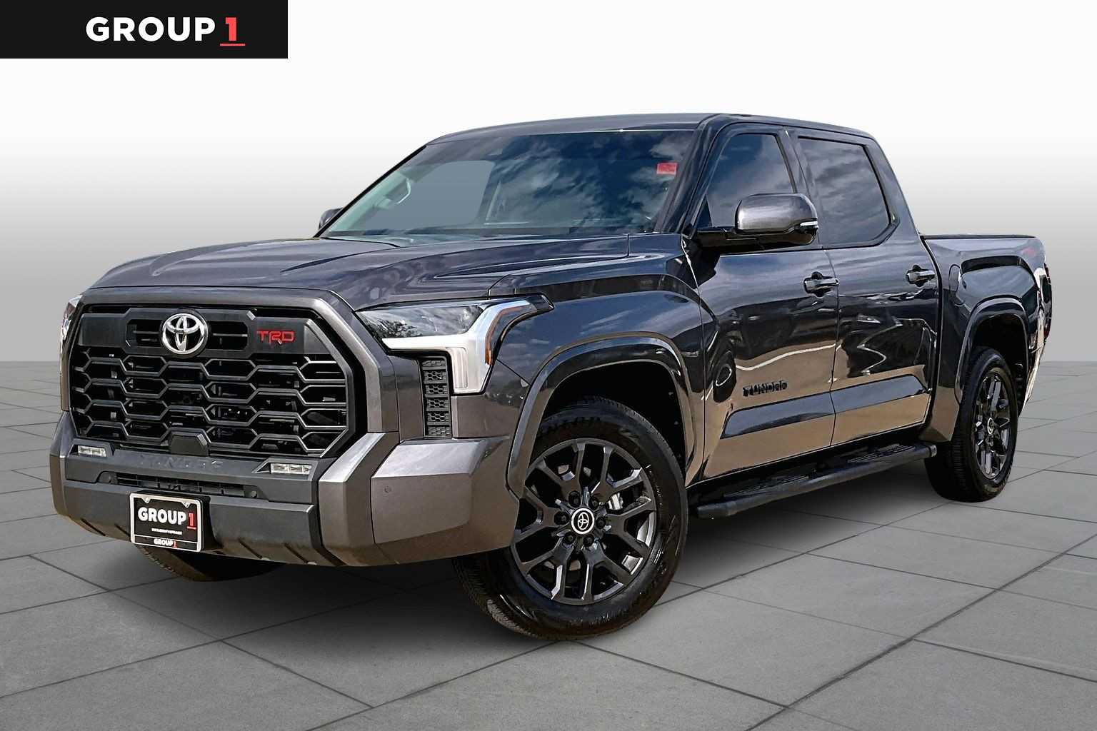 2022 Toyota Tundra SR5's photo