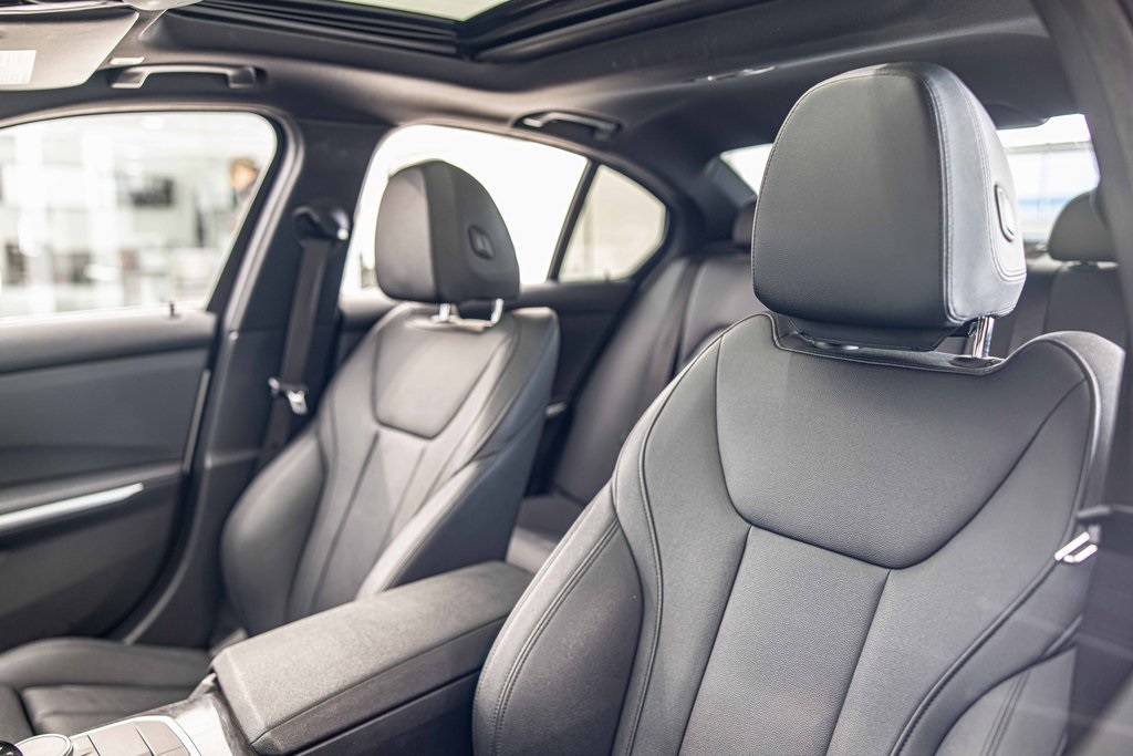 2020 BMW 330I - Image 18