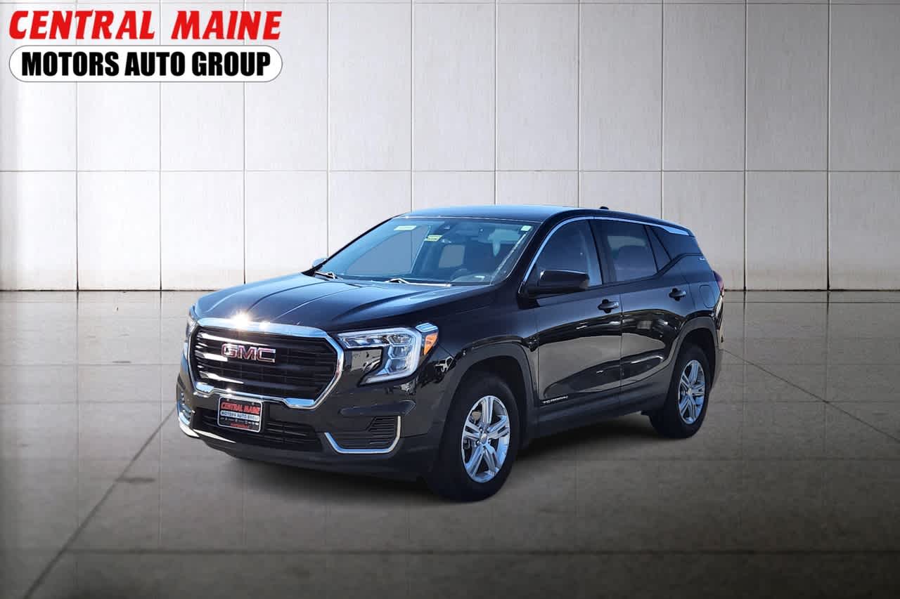 2024 GMC Terrain SLE's photo