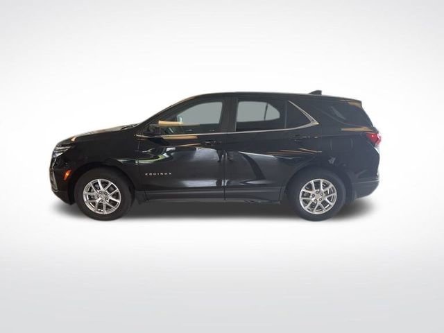 2022 Chevrolet Equinox LT photo 2
