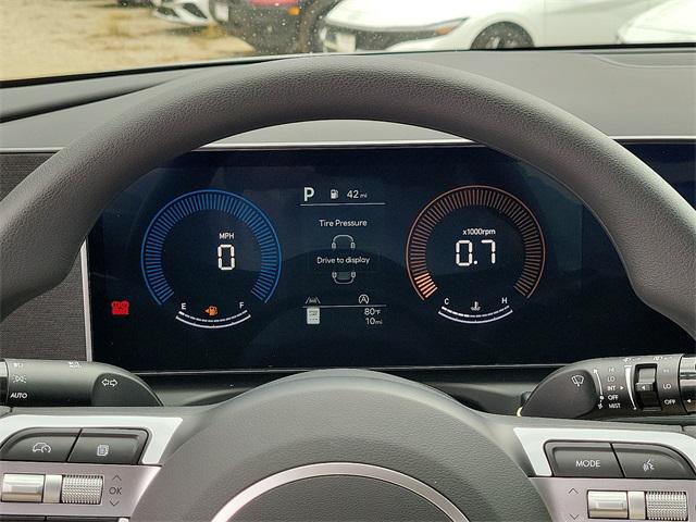 2025 Hyundai Tucson SE photo 11