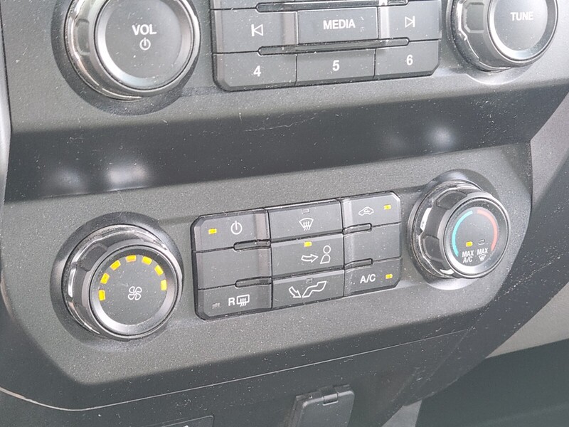 2019 Ford F-150 XLT photo 21