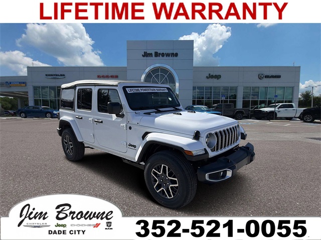 2026 Jeep Wrangler 4-Door Sahara's photo