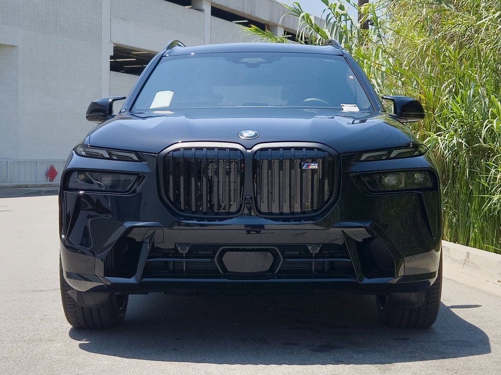 2026 Bmw X7 M60i photo 3