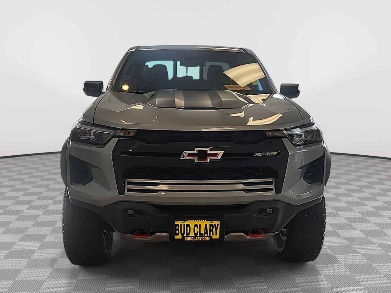 2025 Chevrolet Colorado ZR2 photo 2