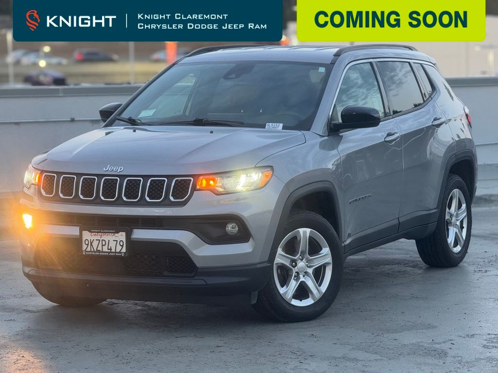 2023 Jeep Compass Latitude's photo
