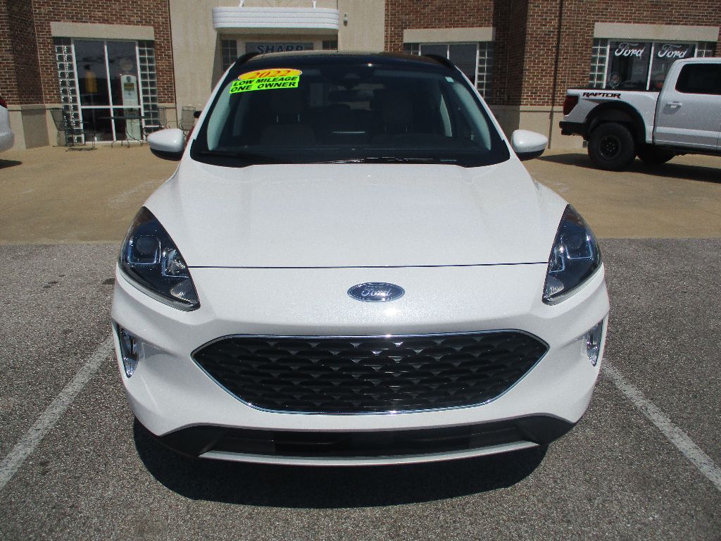 2022 Ford Escape SEL photo 2