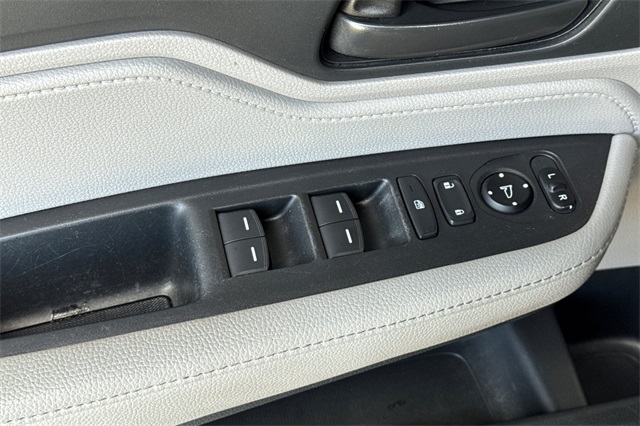 2019 Honda Odyssey EX photo 12