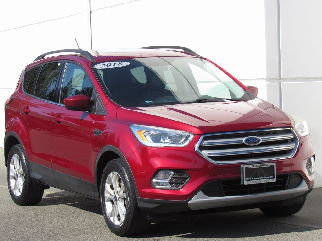 2018 Ford Escape SEL photo 2