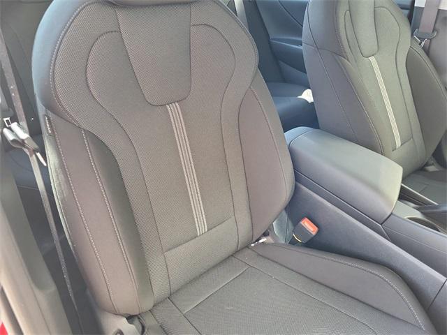 2025 Hyundai Elantra SE photo 18