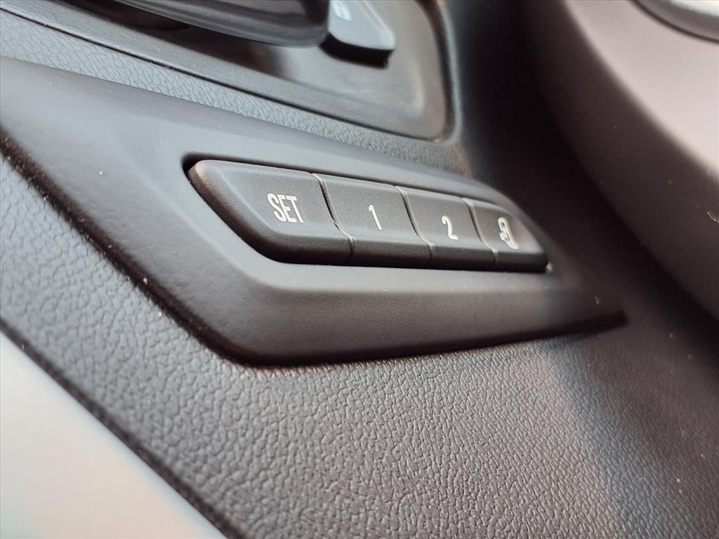 2016 Chevrolet Camaro SS photo 20