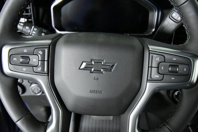 2026 Chevrolet Silverado 2500HD LTZ photo 2