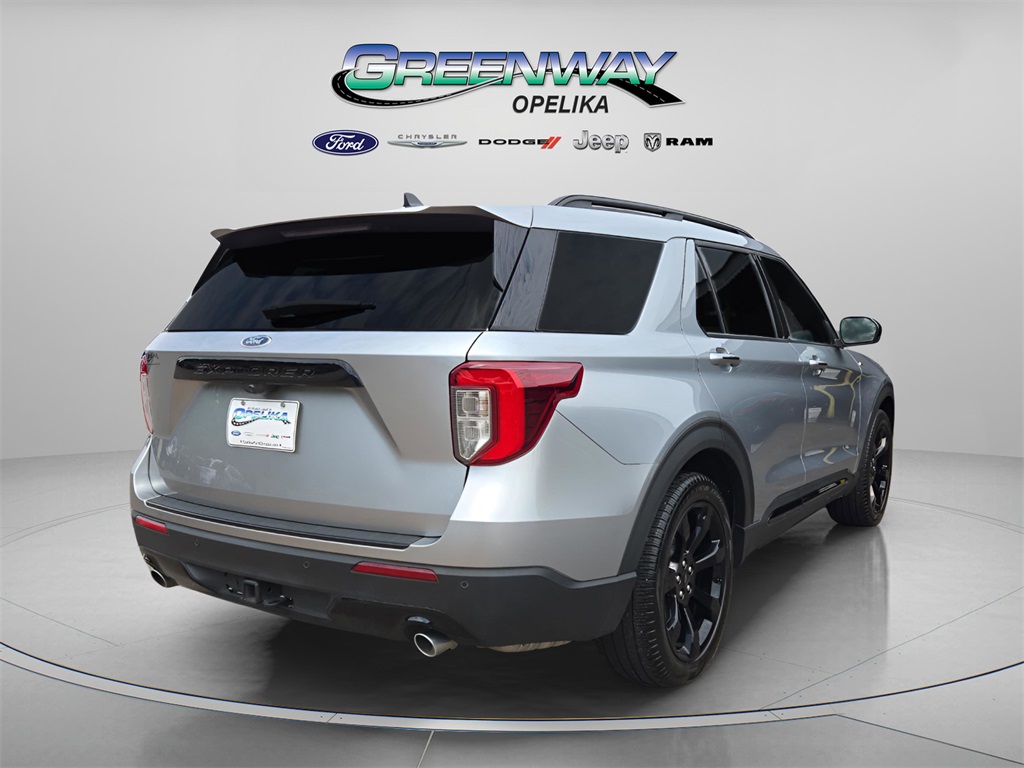 2024 Ford Explorer ST-Line photo 4