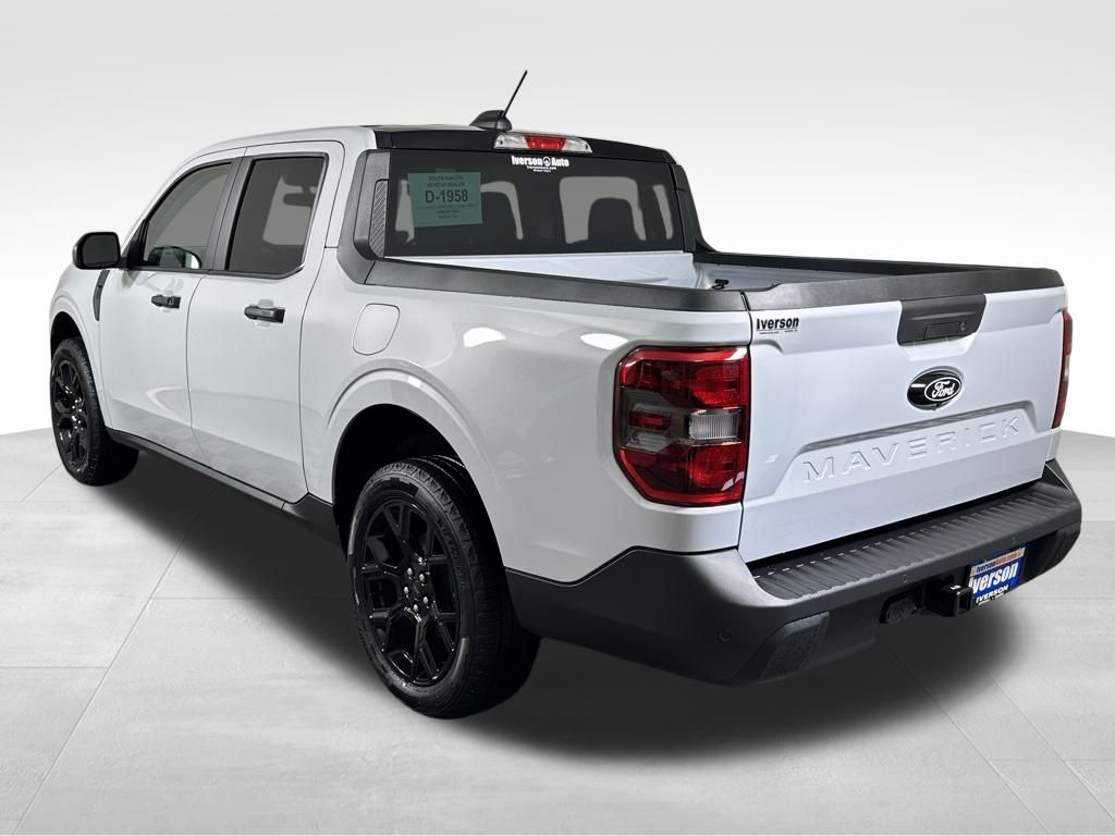 2025 Ford Maverick XLT photo 4