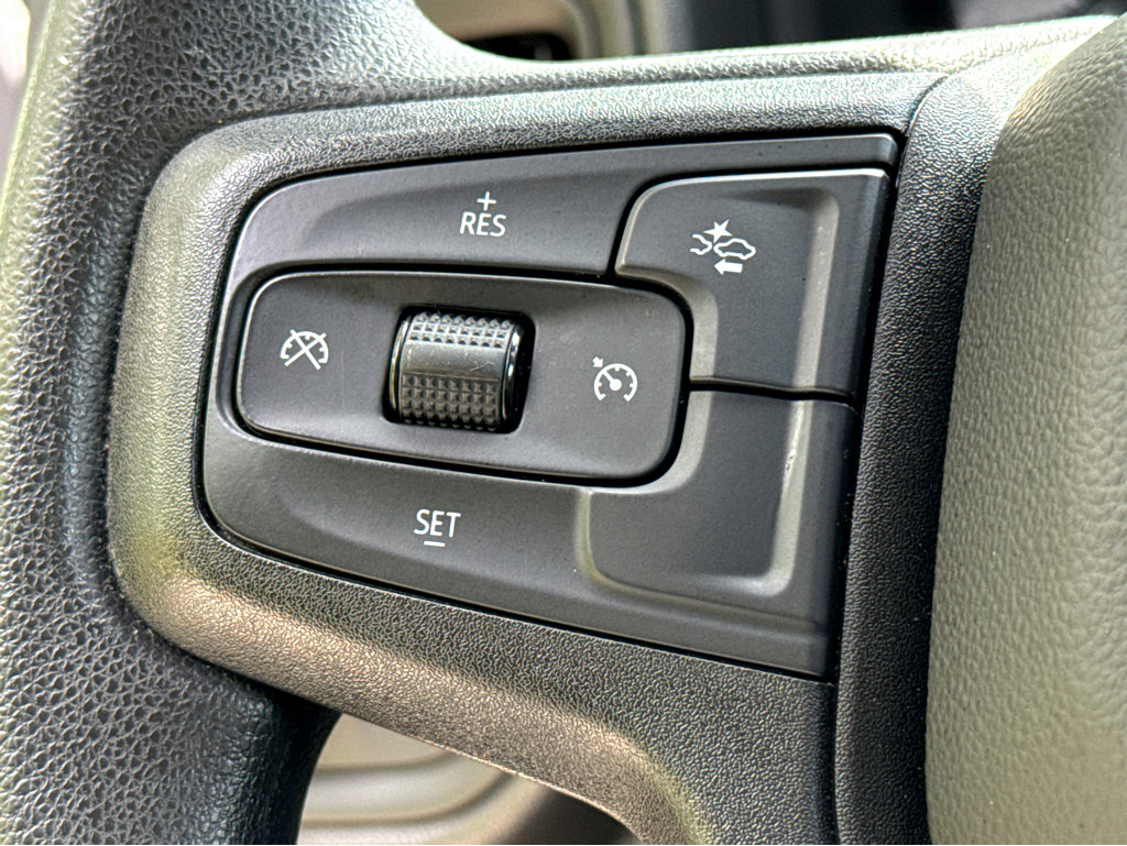 2023 Chevrolet Silverado 1500 Custom photo 14