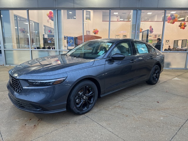 2025 Honda Accord SE's photo