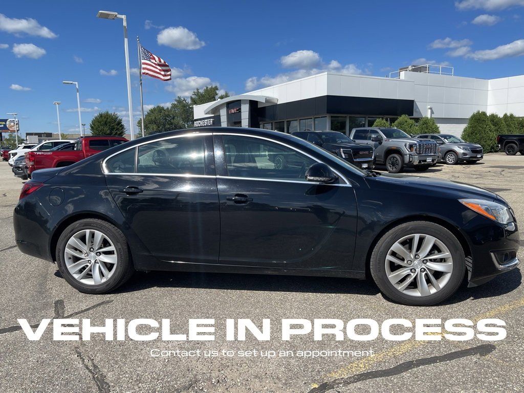 Used 2017 Buick Regal Premium 2 with VIN 2G4GR5GX2H9108122 for sale in Rochester, Minnesota