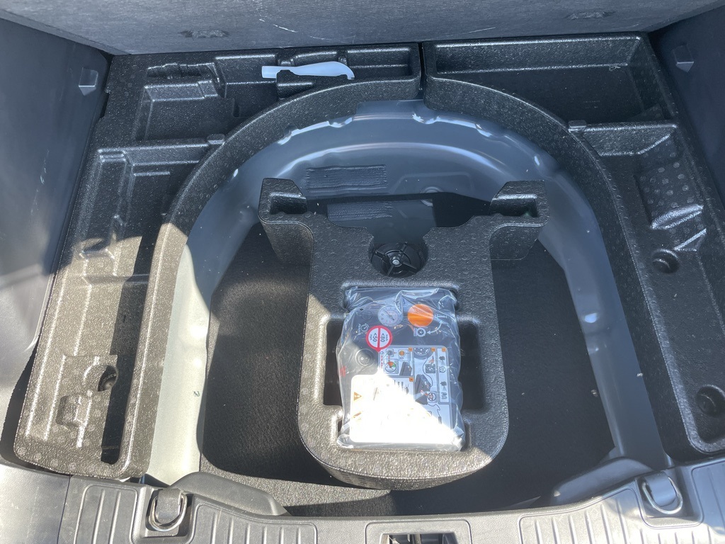 2022 Ford Escape SE photo 35