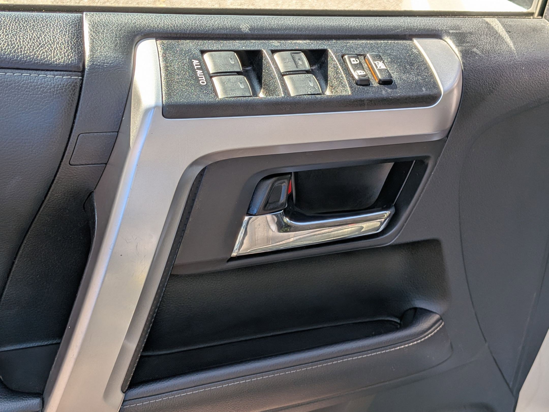 2022 Toyota 4Runner SR5 Premium photo 12