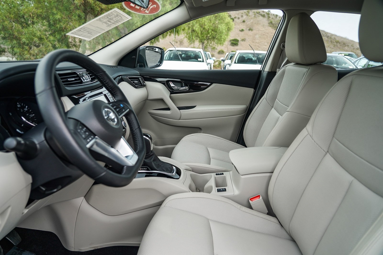 2022 Nissan Rogue Sport SL photo 13