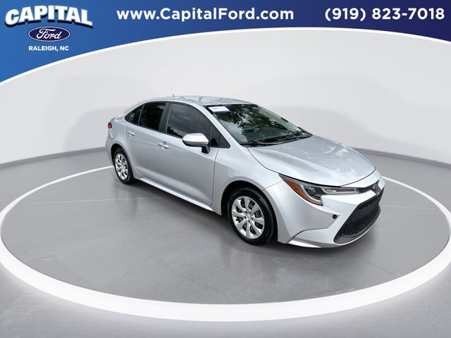 2022 Toyota Corolla LE photo 2