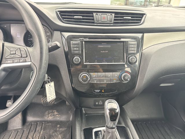 2019 Nissan Rogue Sport S photo 7
